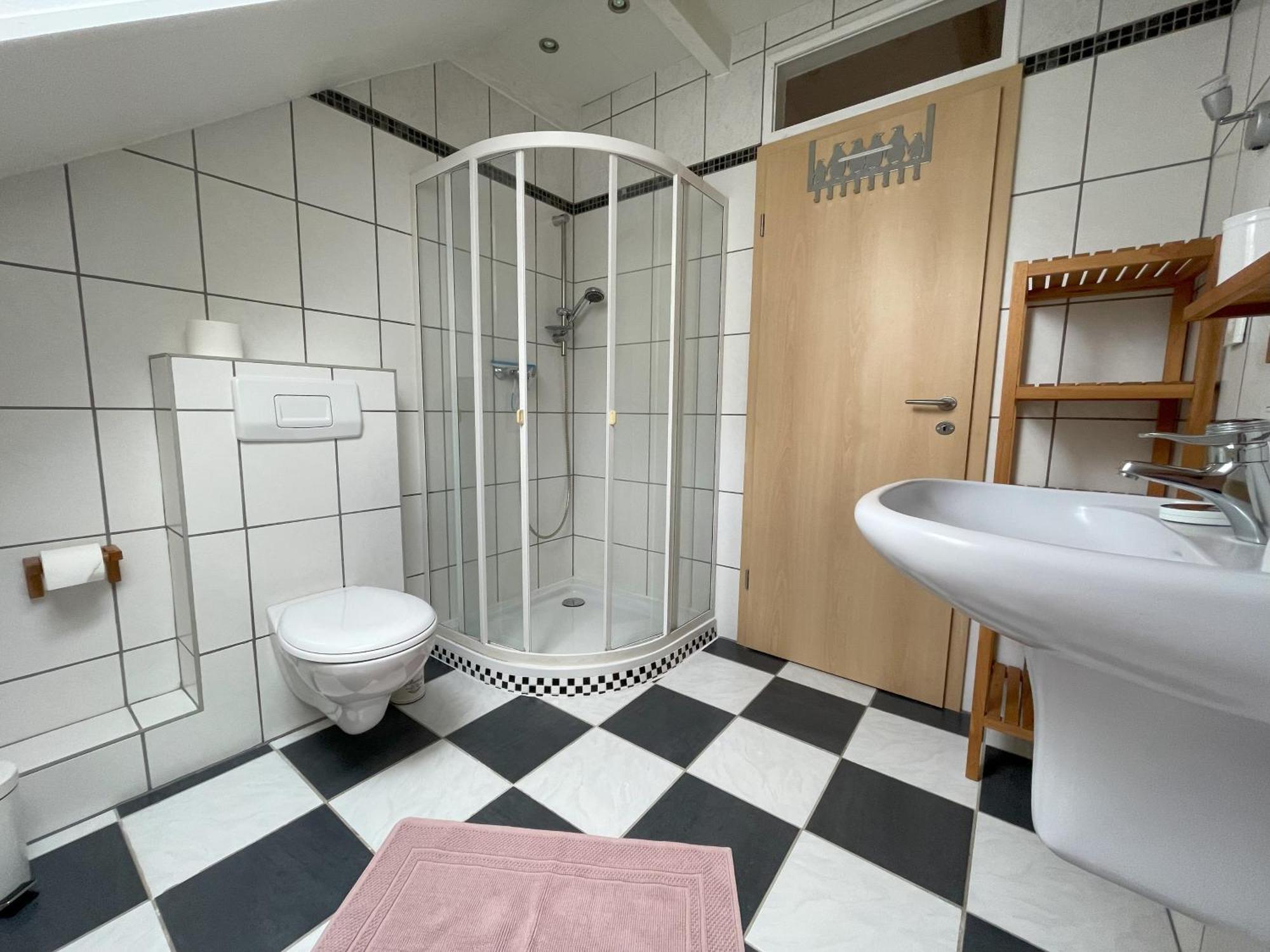 Hennis Huuske Apartment ครุมเฮิร์น ภายนอก รูปภาพ